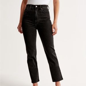 Abercrombie Ultra High Rise Ankle Straight Jean